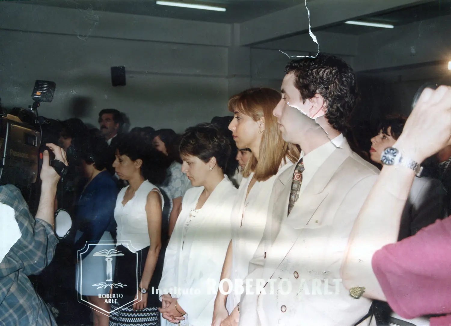 Acto institucional en el salón del Instituto